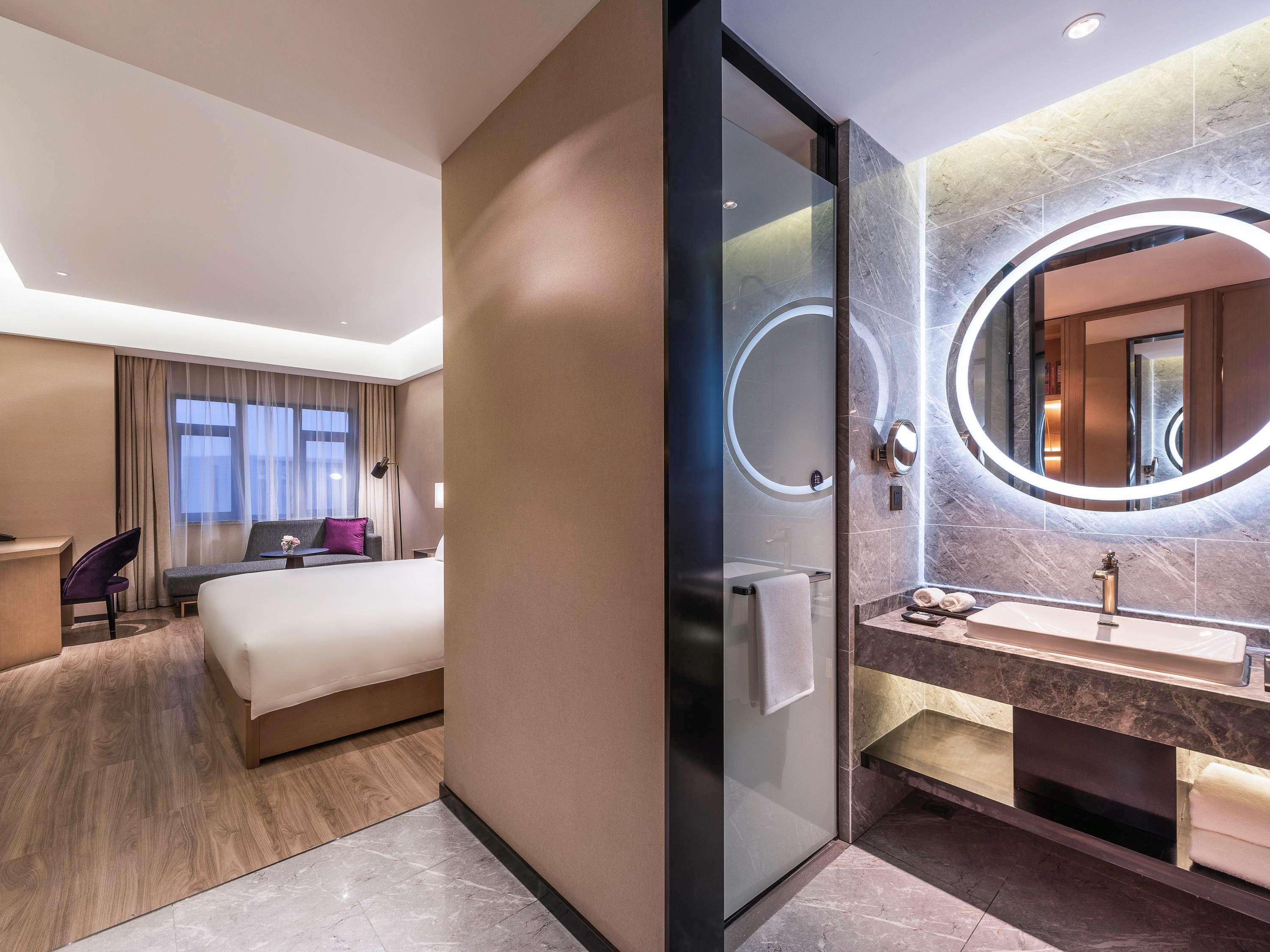 Mercure Shanghai Jiuting エクステリア 写真