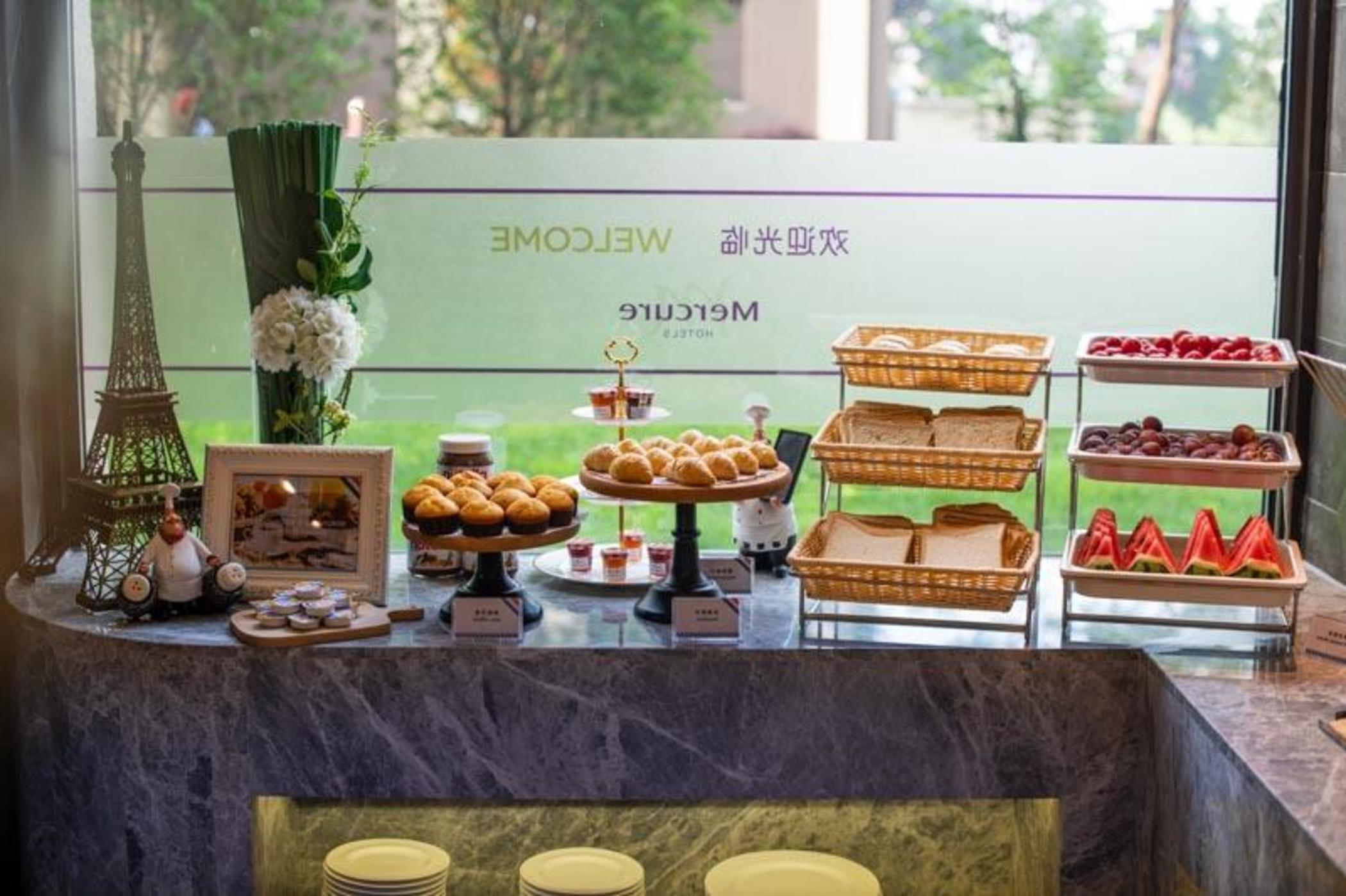 Mercure Shanghai Jiuting エクステリア 写真