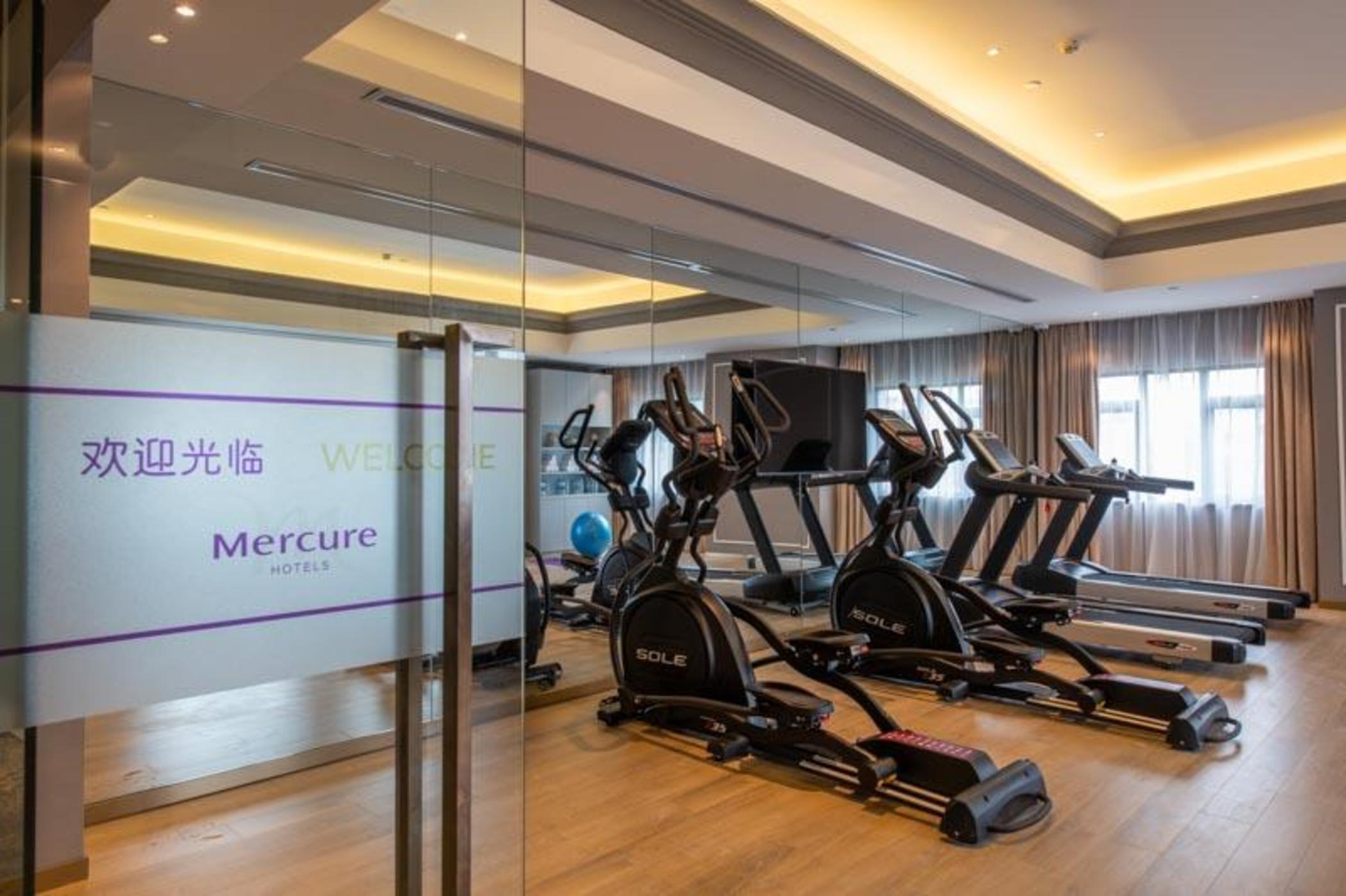 Mercure Shanghai Jiuting エクステリア 写真