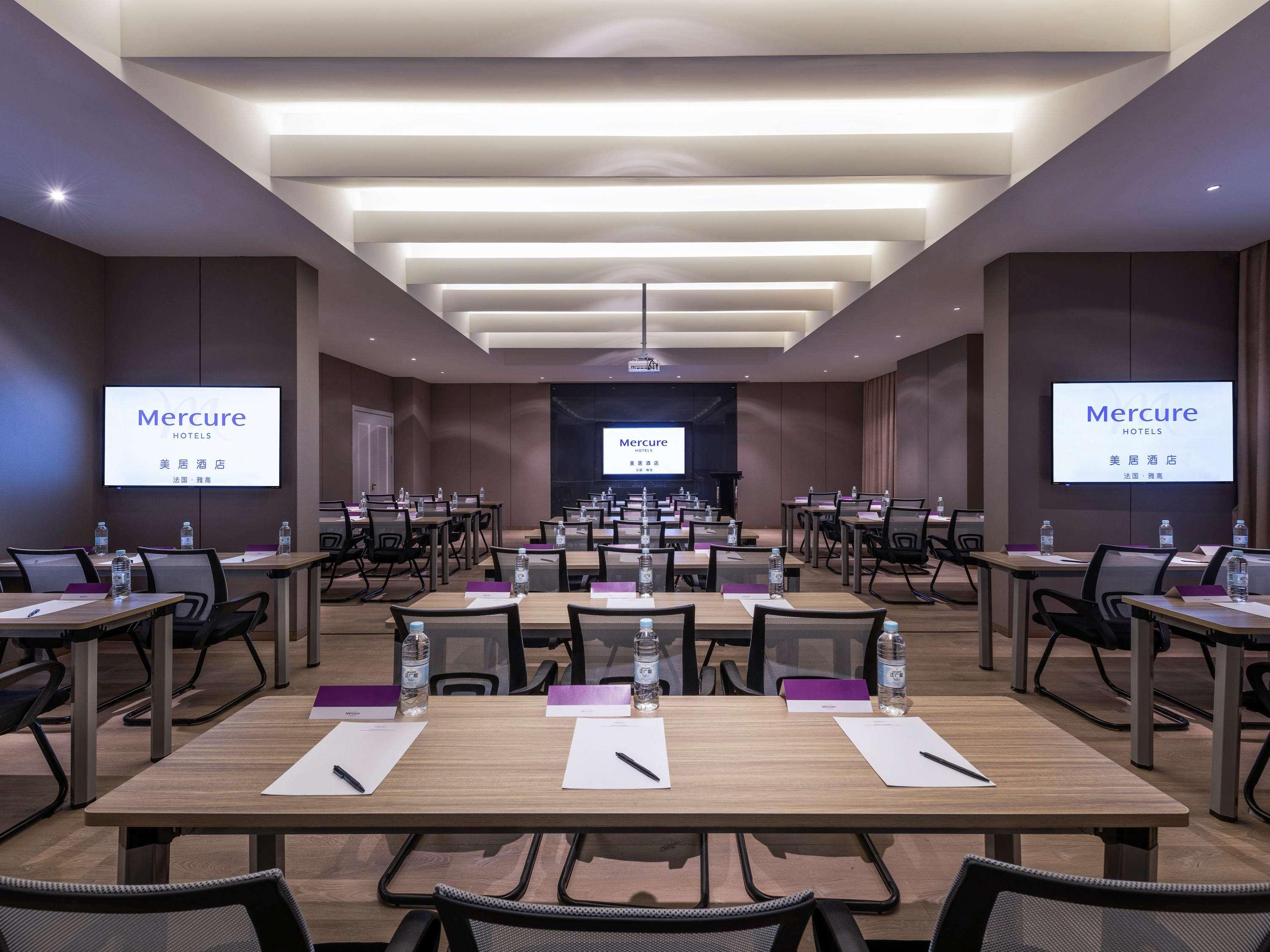 Mercure Shanghai Jiuting エクステリア 写真