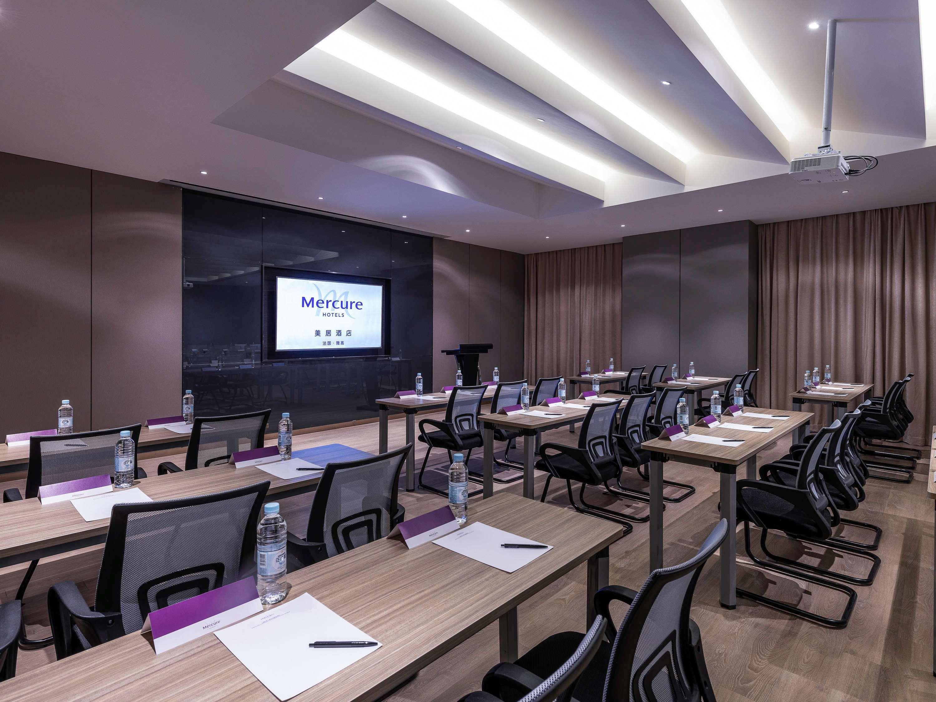 Mercure Shanghai Jiuting エクステリア 写真